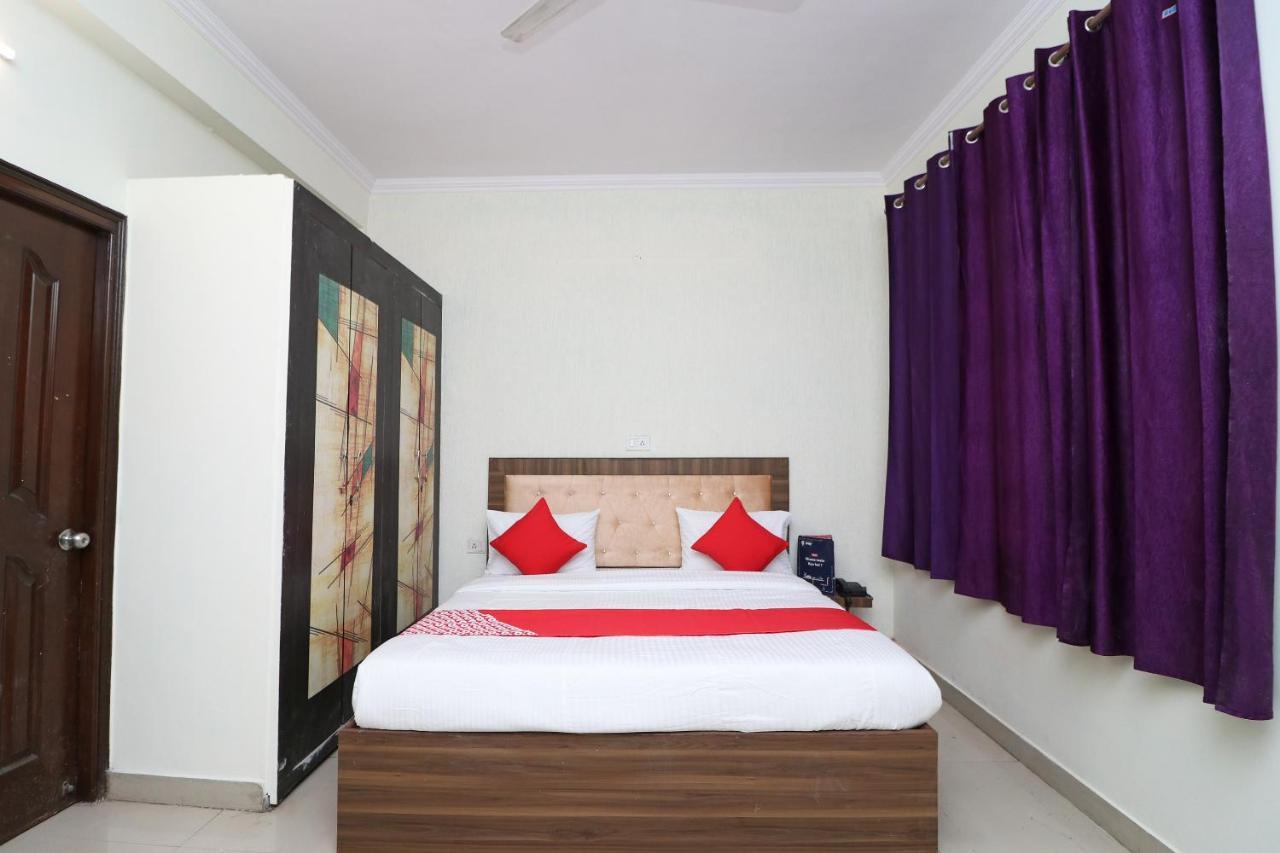 Oyo Flagship 28755 Hotel 9 Palm Rajpur Luaran gambar