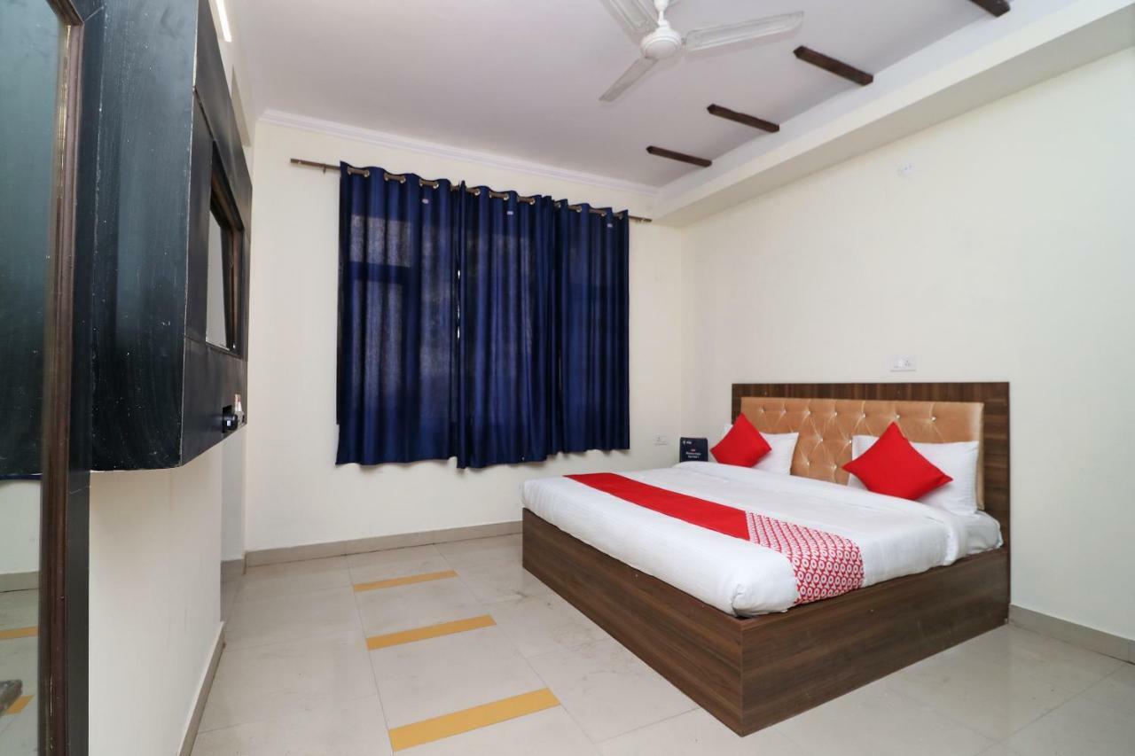Oyo Flagship 28755 Hotel 9 Palm Rajpur Luaran gambar